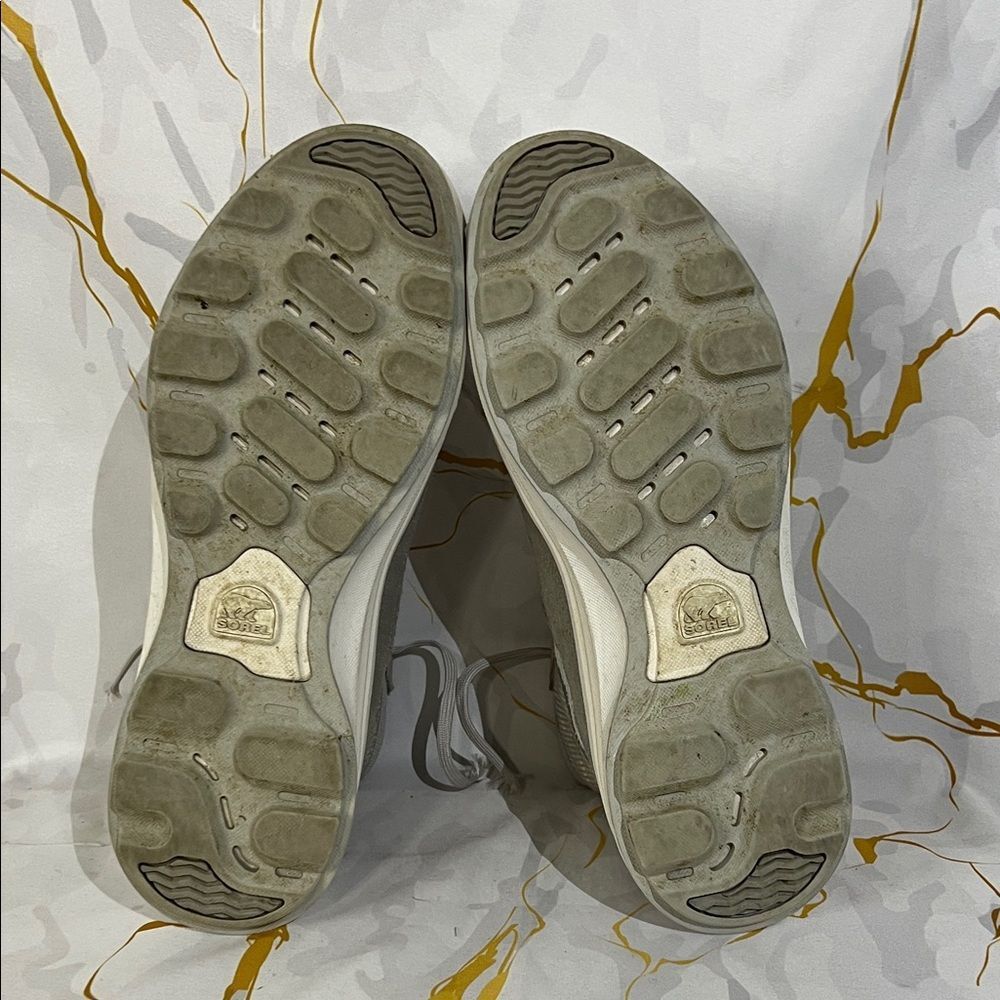 *🍁FALL VIBE🍁
Sorel ONA 503 Knit Mid sneaker in the Moonstone/Dove colorway - Picture 12 of 13